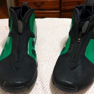 Nike foamposite size 10.5